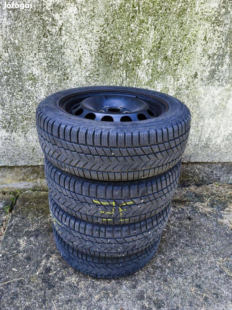 16" lemezfelni 5x112 205/55 R16 téli gumi Volkswagen lemezfelni