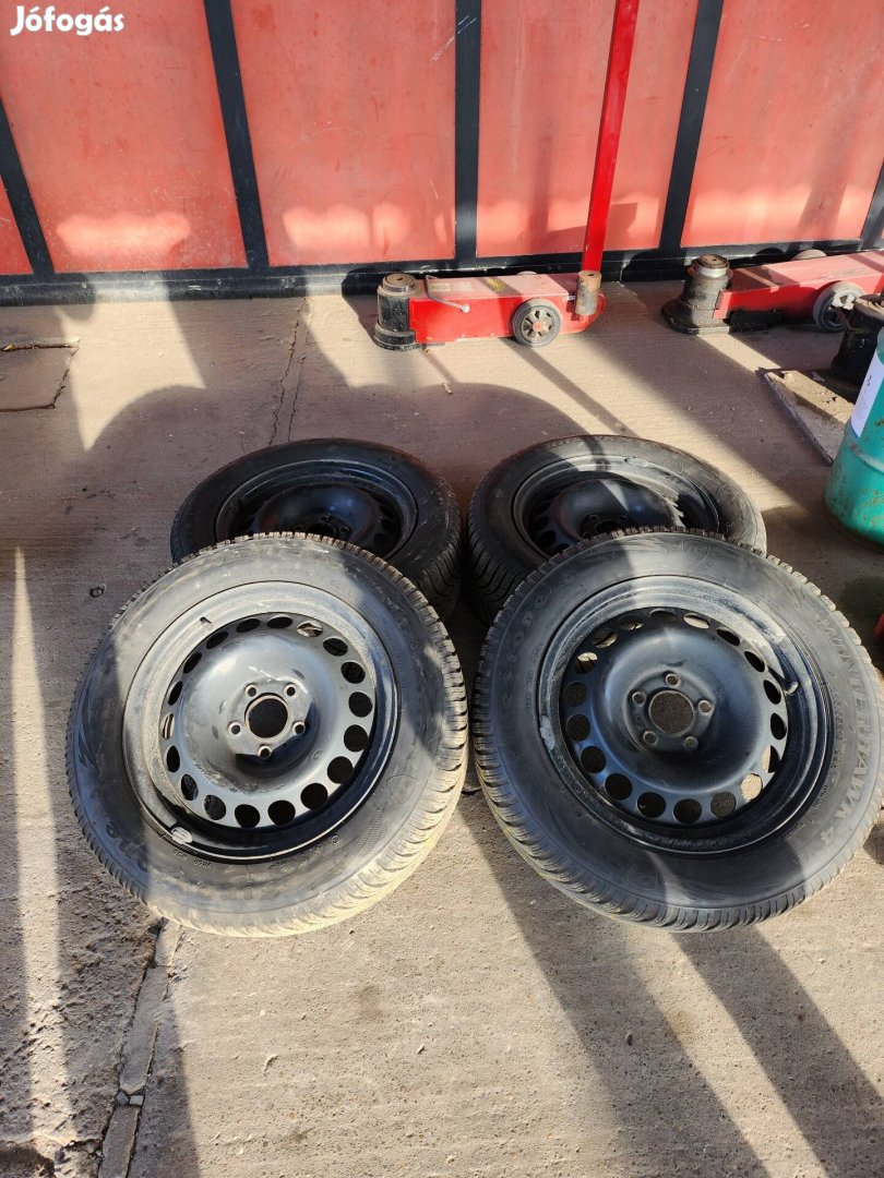 16"-os Audi téli kerékgarnitura.