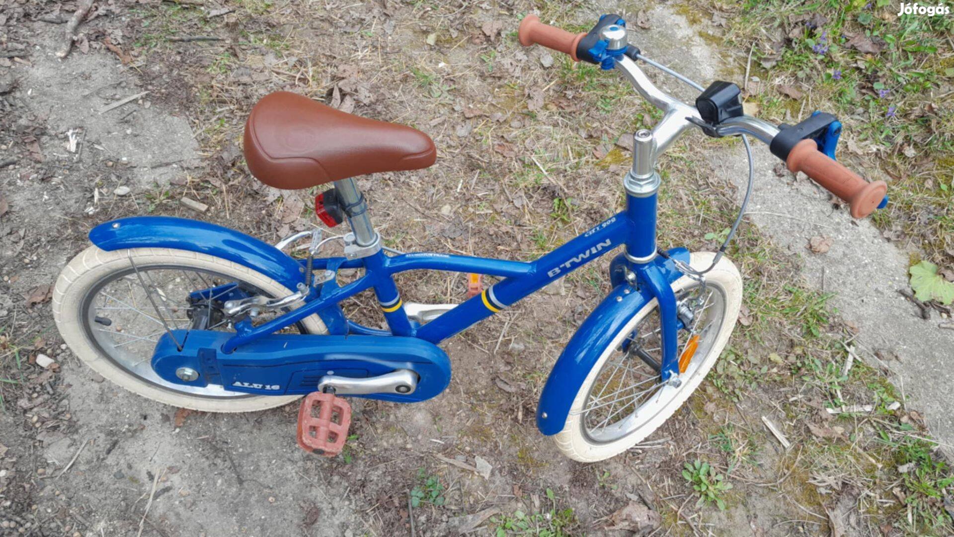 16-os Btwincity900, aluvázas, könnyű gyerekbringa ajándék