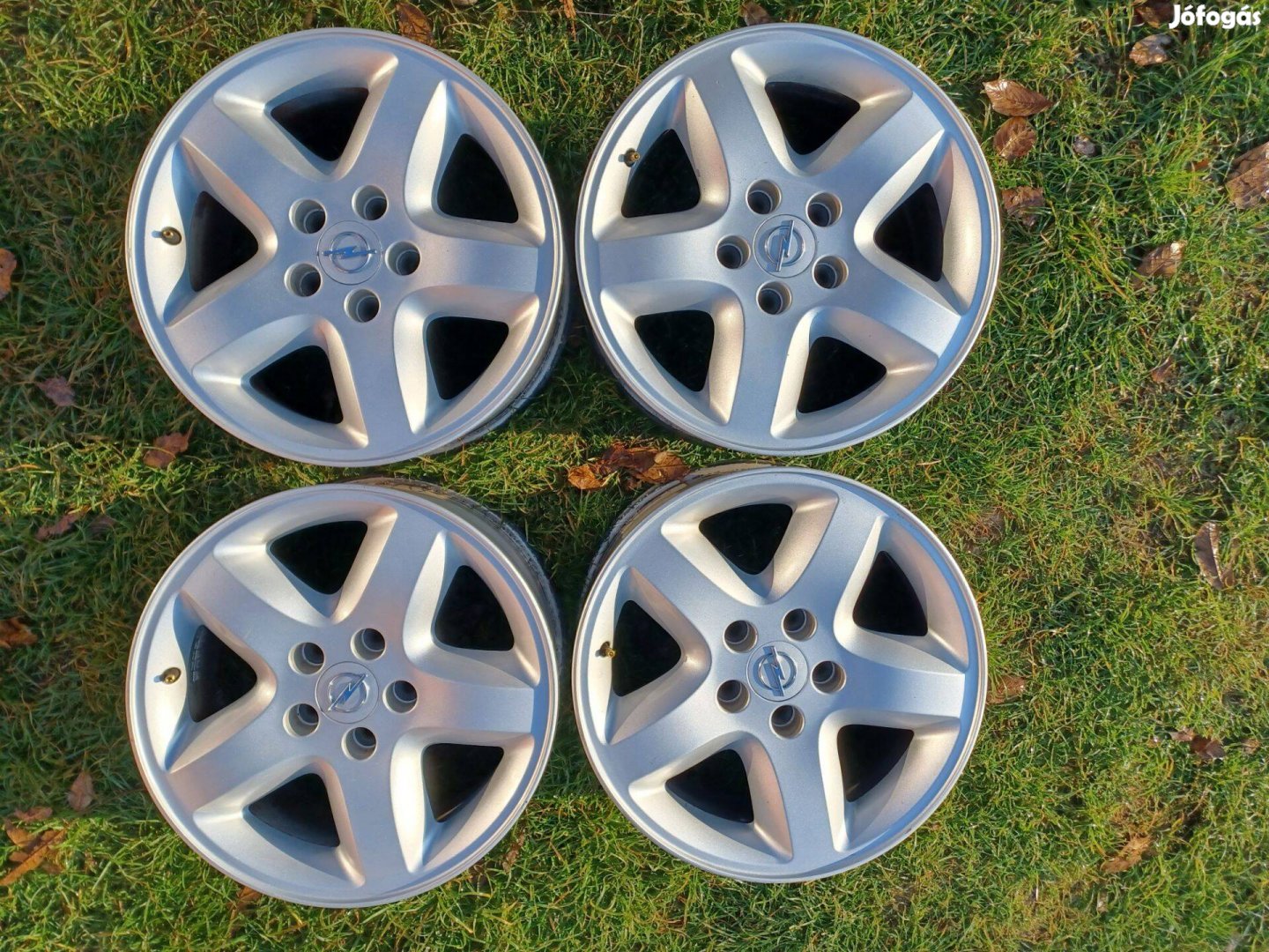 16 col 5x110 gyári Opel alufelni garnitúra