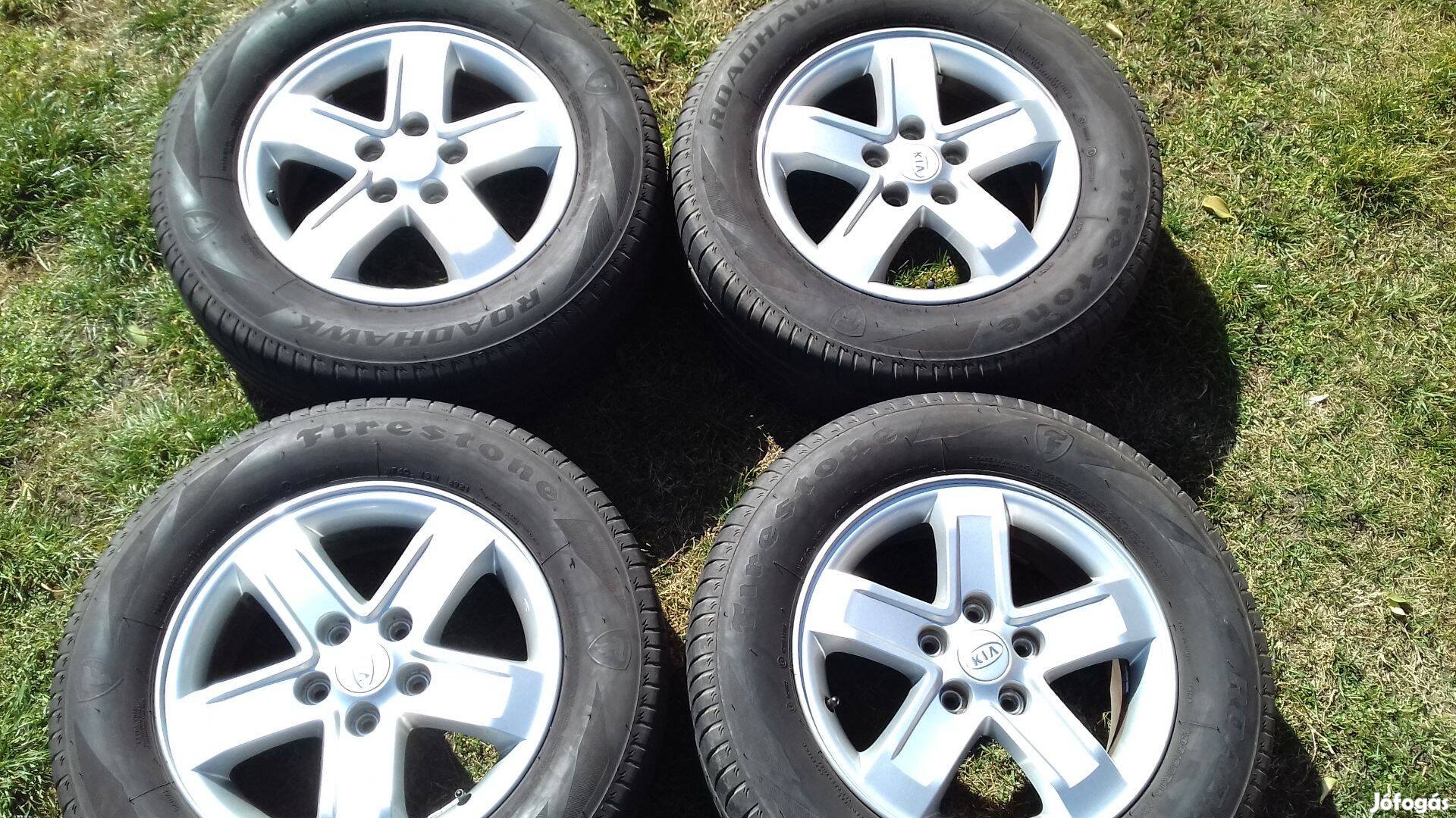 16 col 5x114,3 gyári Kia alufelni nyári gumi Sportage / Tucson ASX