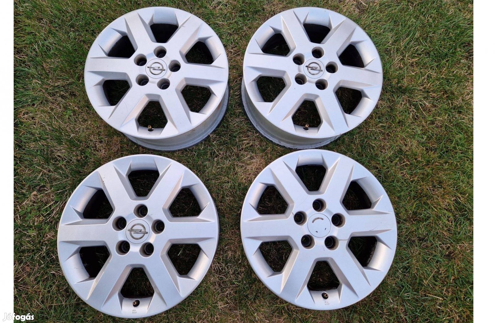 16 colos Opel Astra G Berlina gyári alufelni 5x110 felni R16 kerék