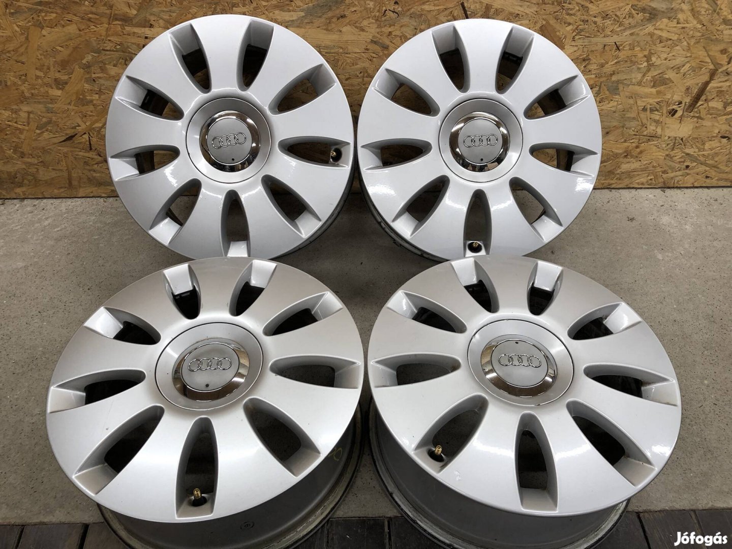 16 colos alufelni Audi A3 16 col 5x112