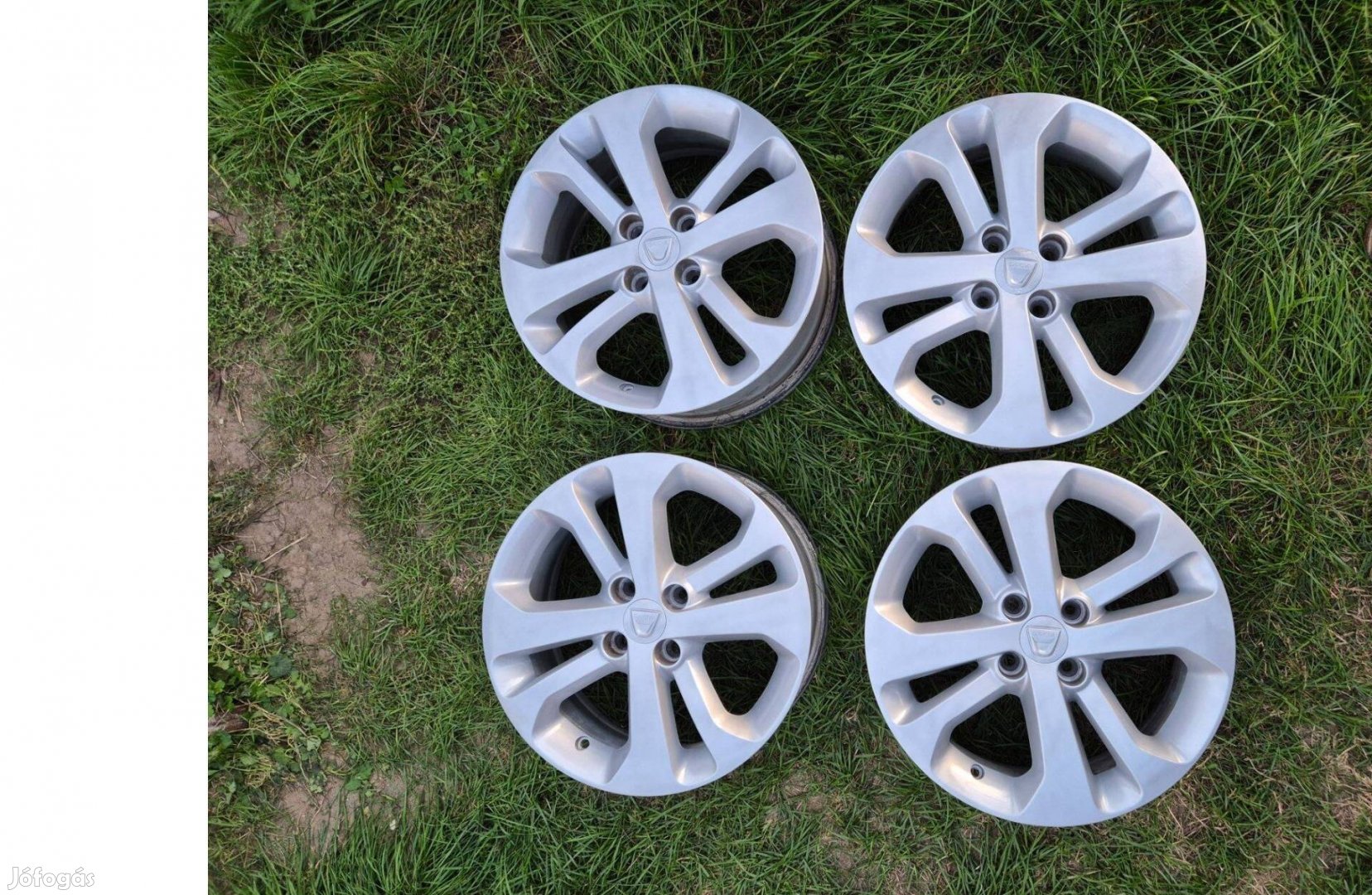 16 colos gyári Dacia Dokker Jogger Lodgy 4x100 alufelni R16 felni