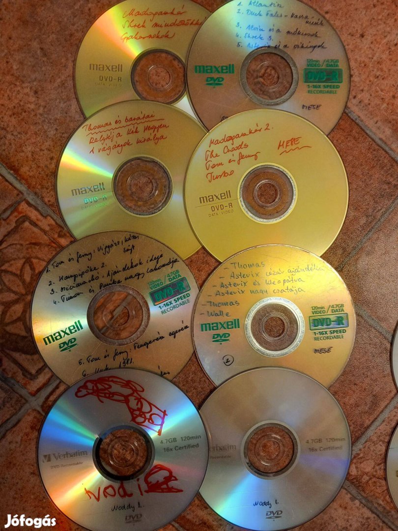16 db mese DVD lemez 8db/csomag