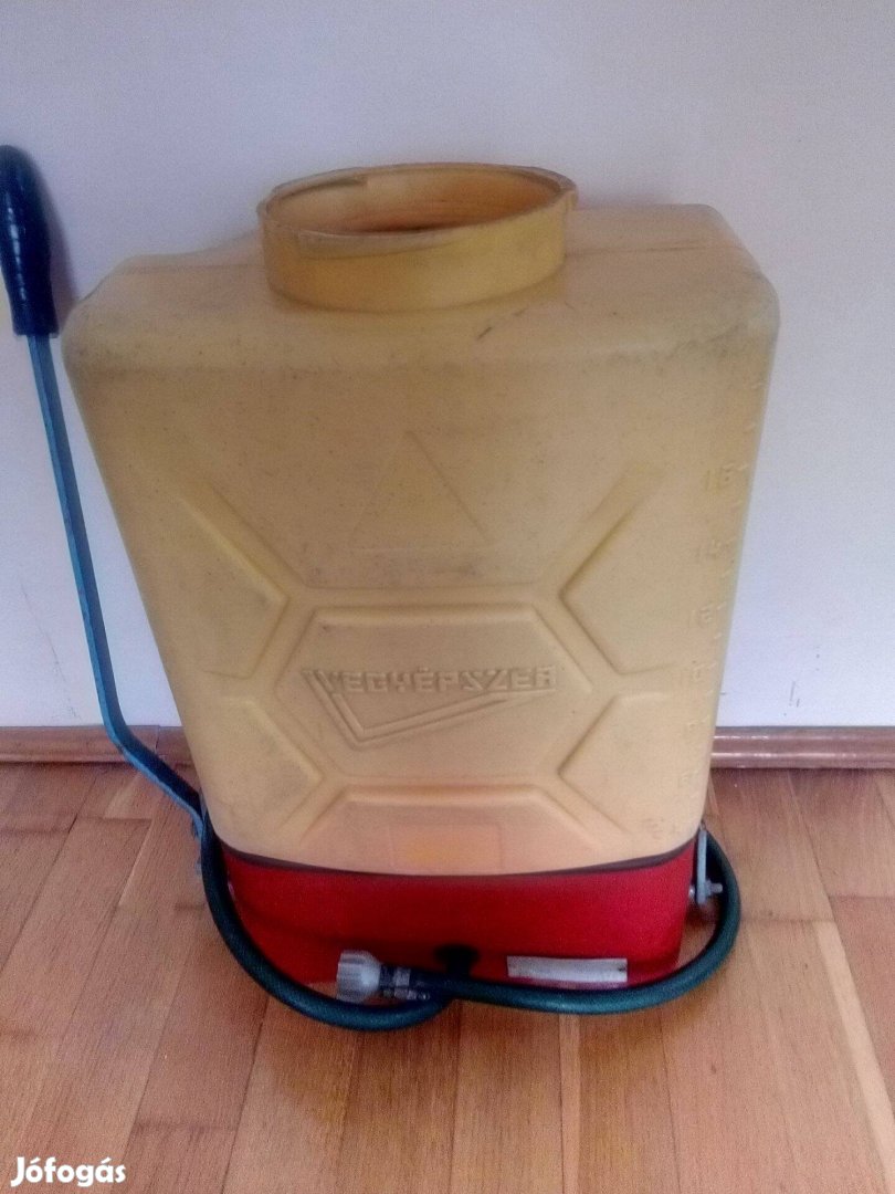 16 literes háti permetezőgép Vegyépszer R