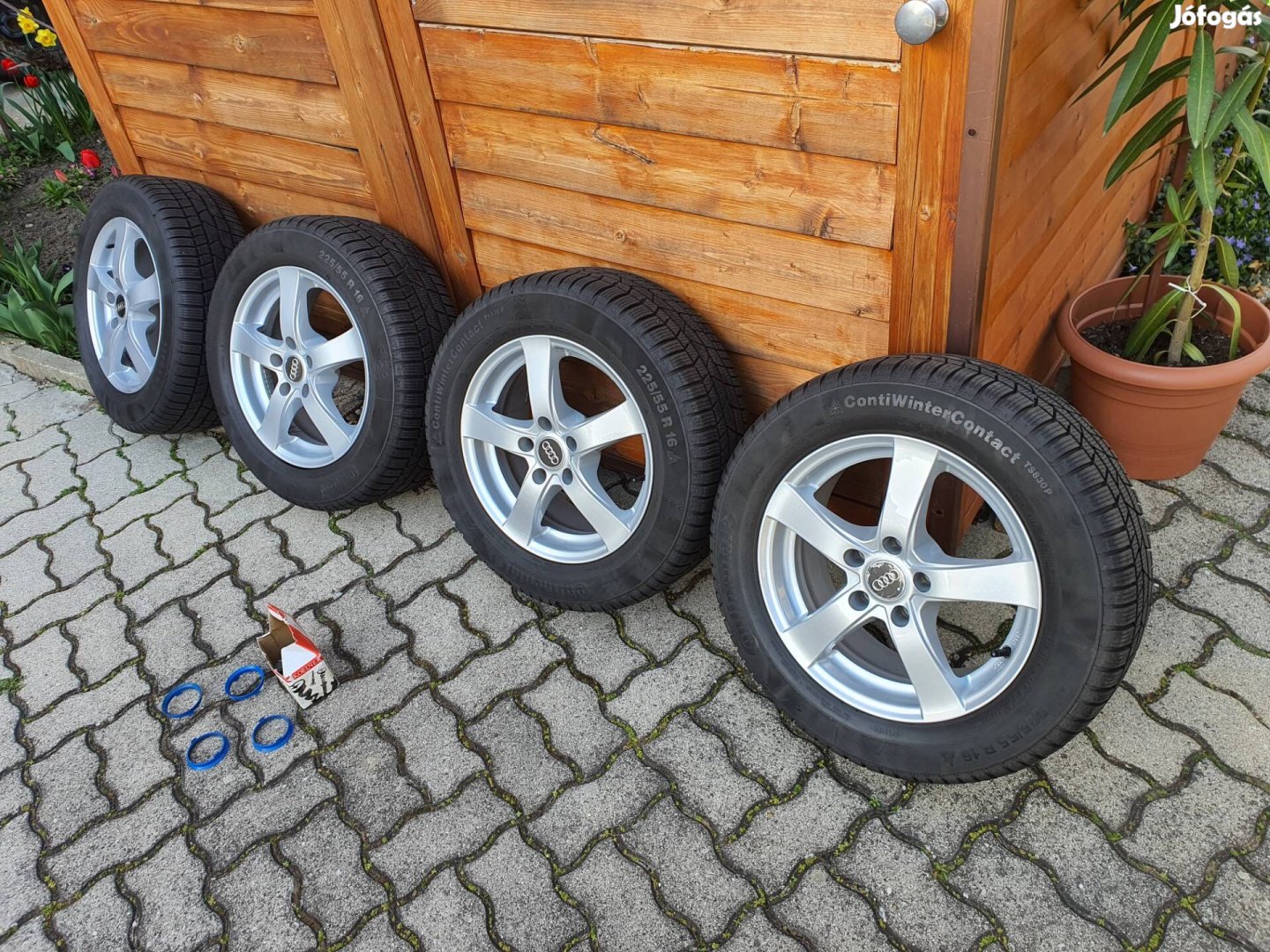 16-os Dezent alufelnik téligumival eladók