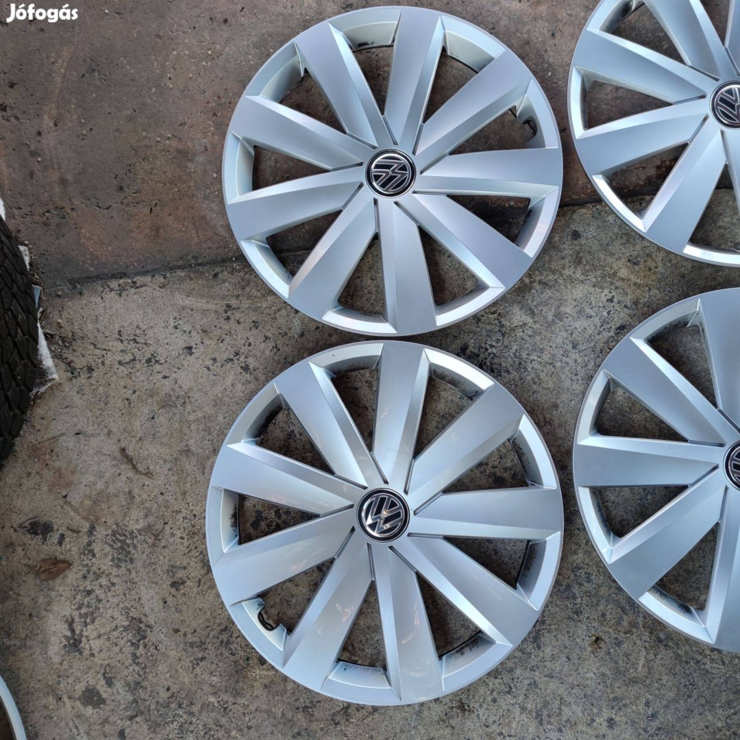 16-os Gyári Volkswagen dísztárcsa 25000ft a 4db /32/