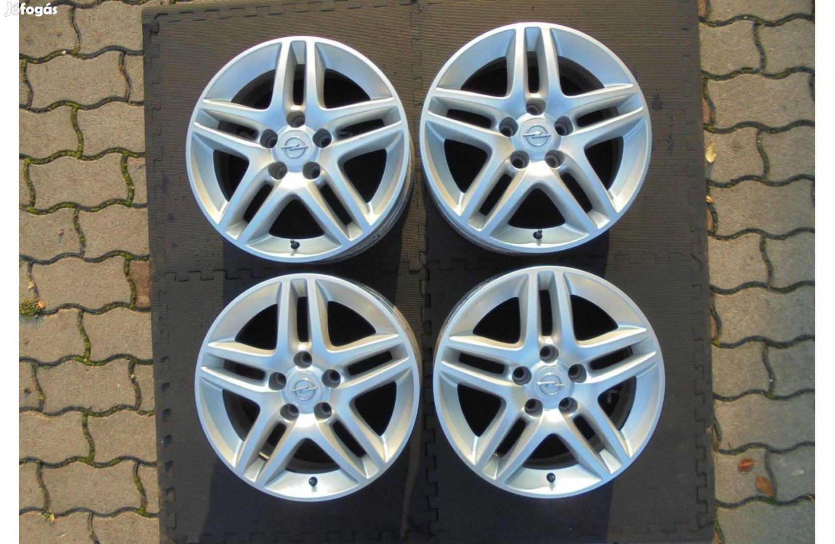 16-os Opel gyári alufelni jó állapotban eladó