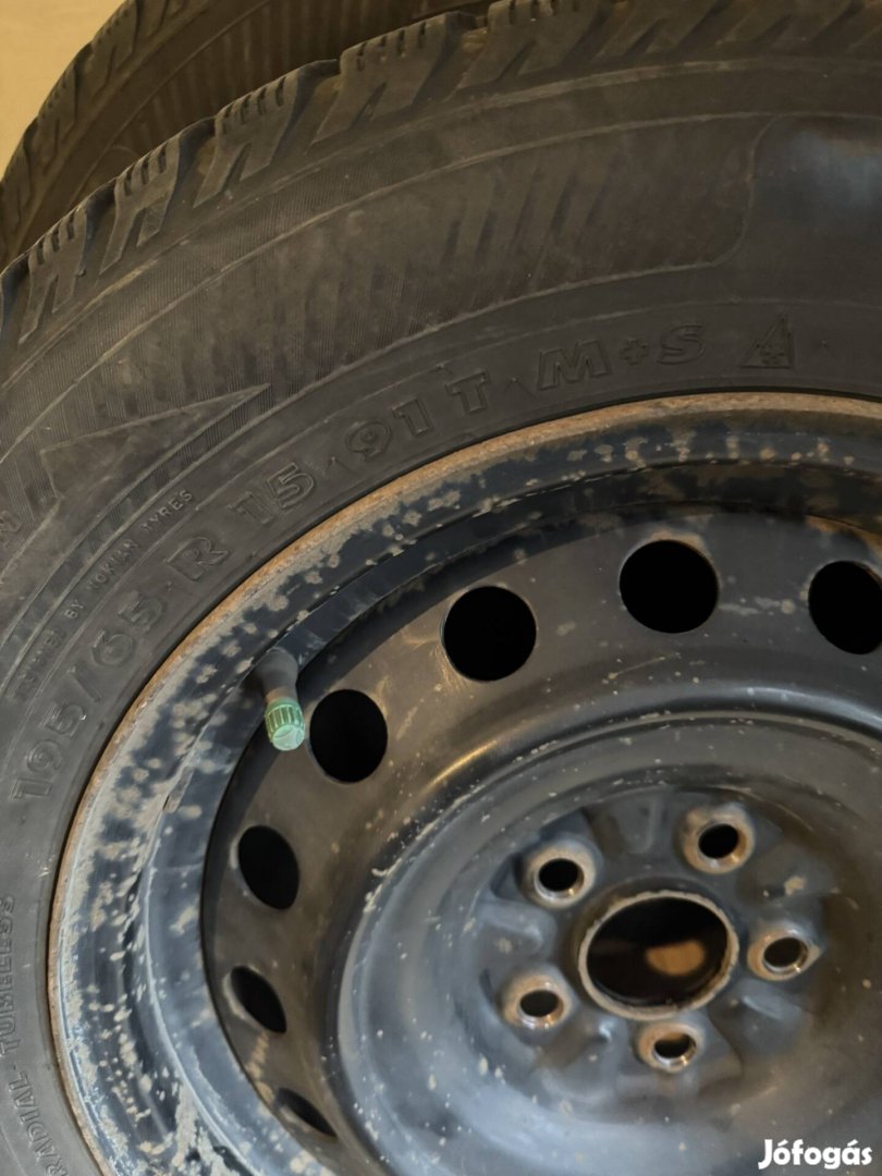 16-os acélfelni téligumival 5x100