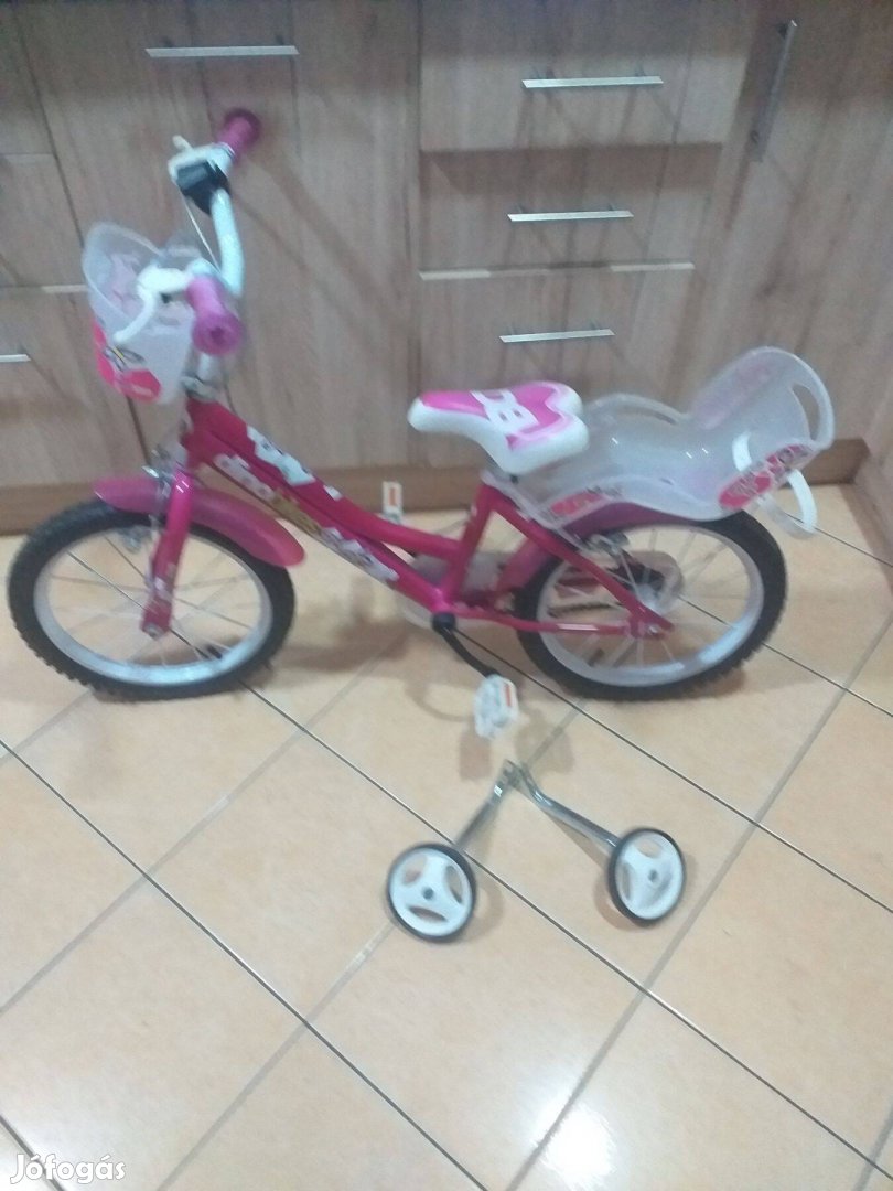 16-os kislány kerékpár