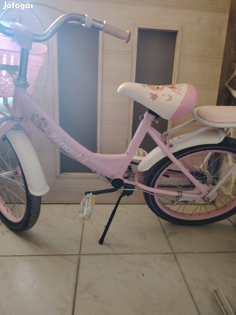 16-os lány bicikli
