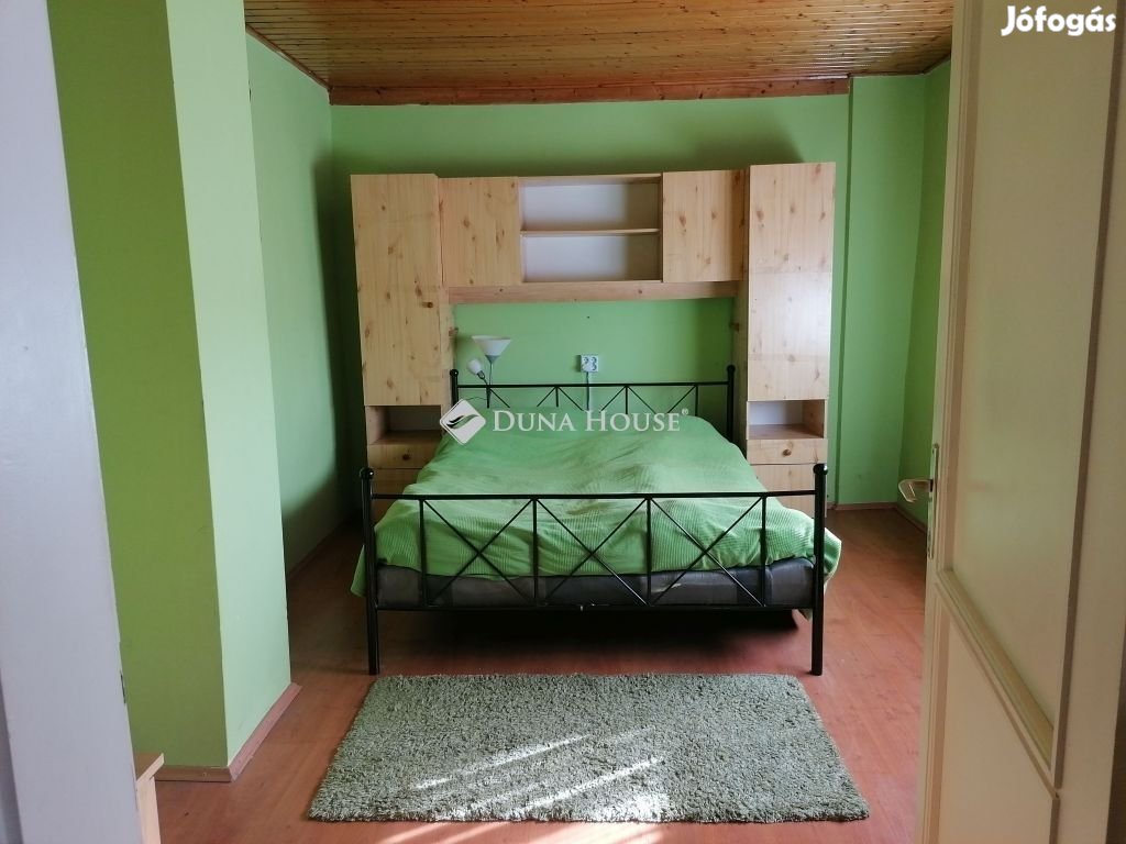 170 nm-es ház eladó Pétfürdő