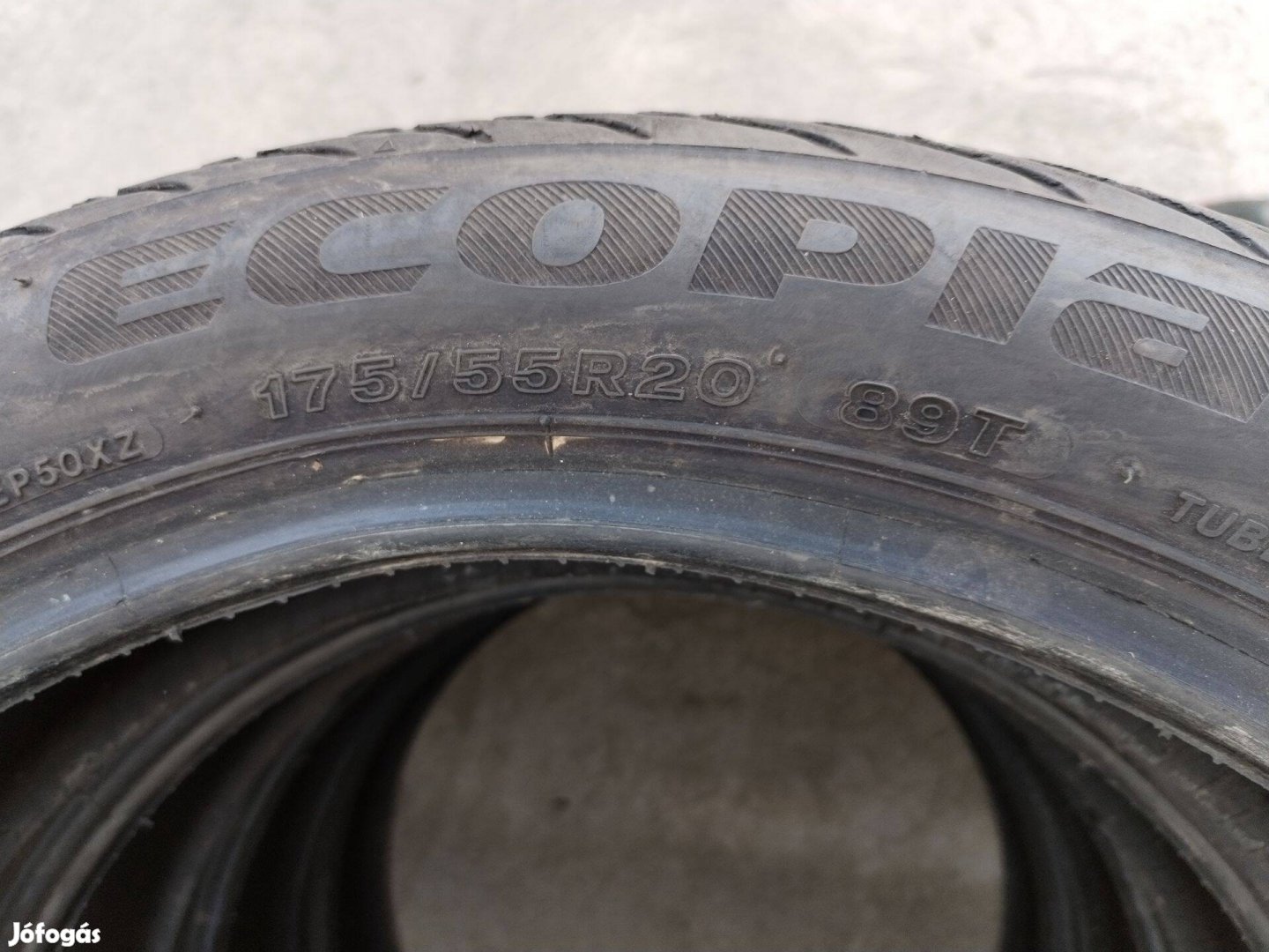 175 55 20 bridgestone nyári gumi 2 db BMW i3