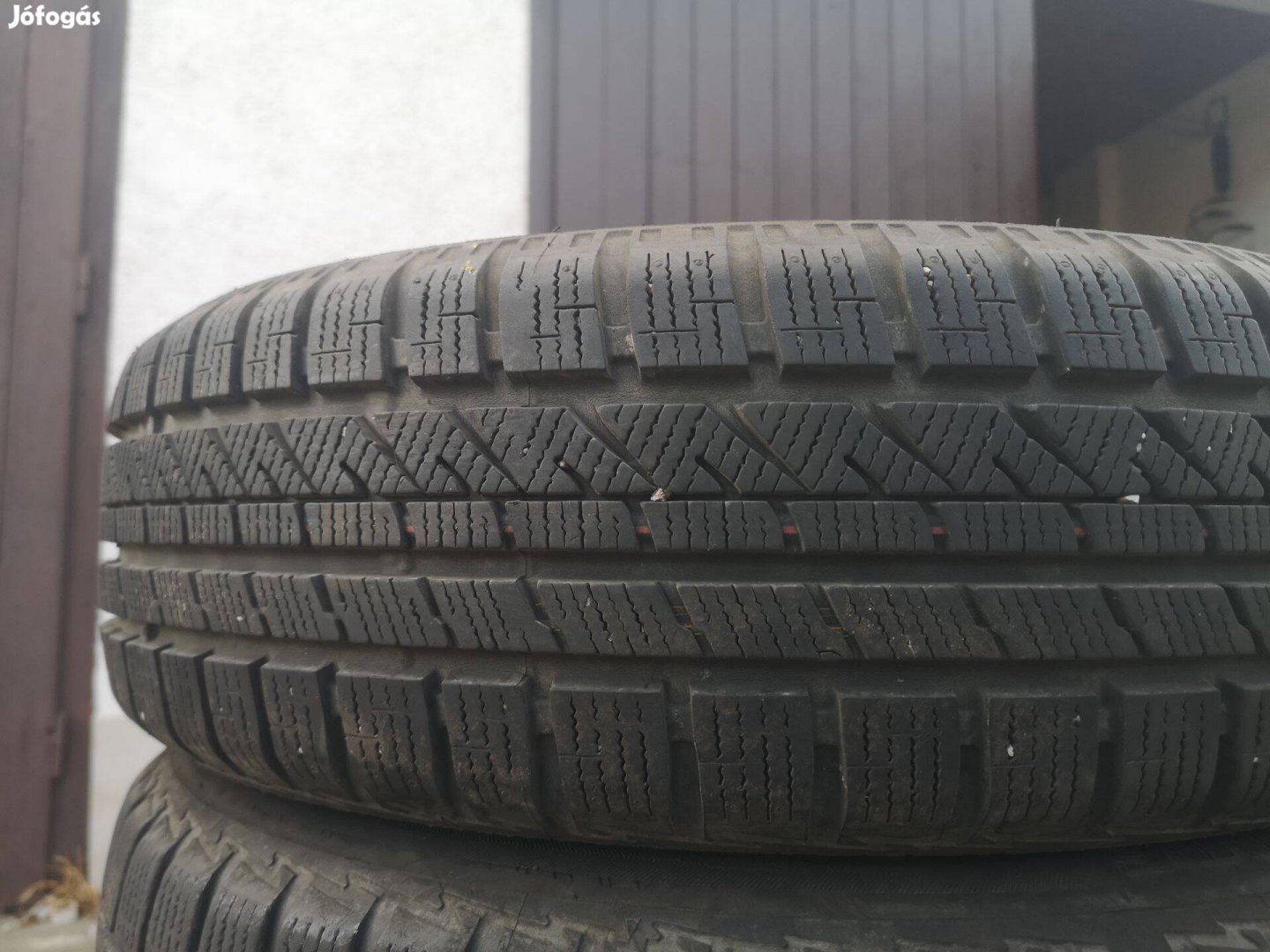 175/65R15 Bridgestone téligumik