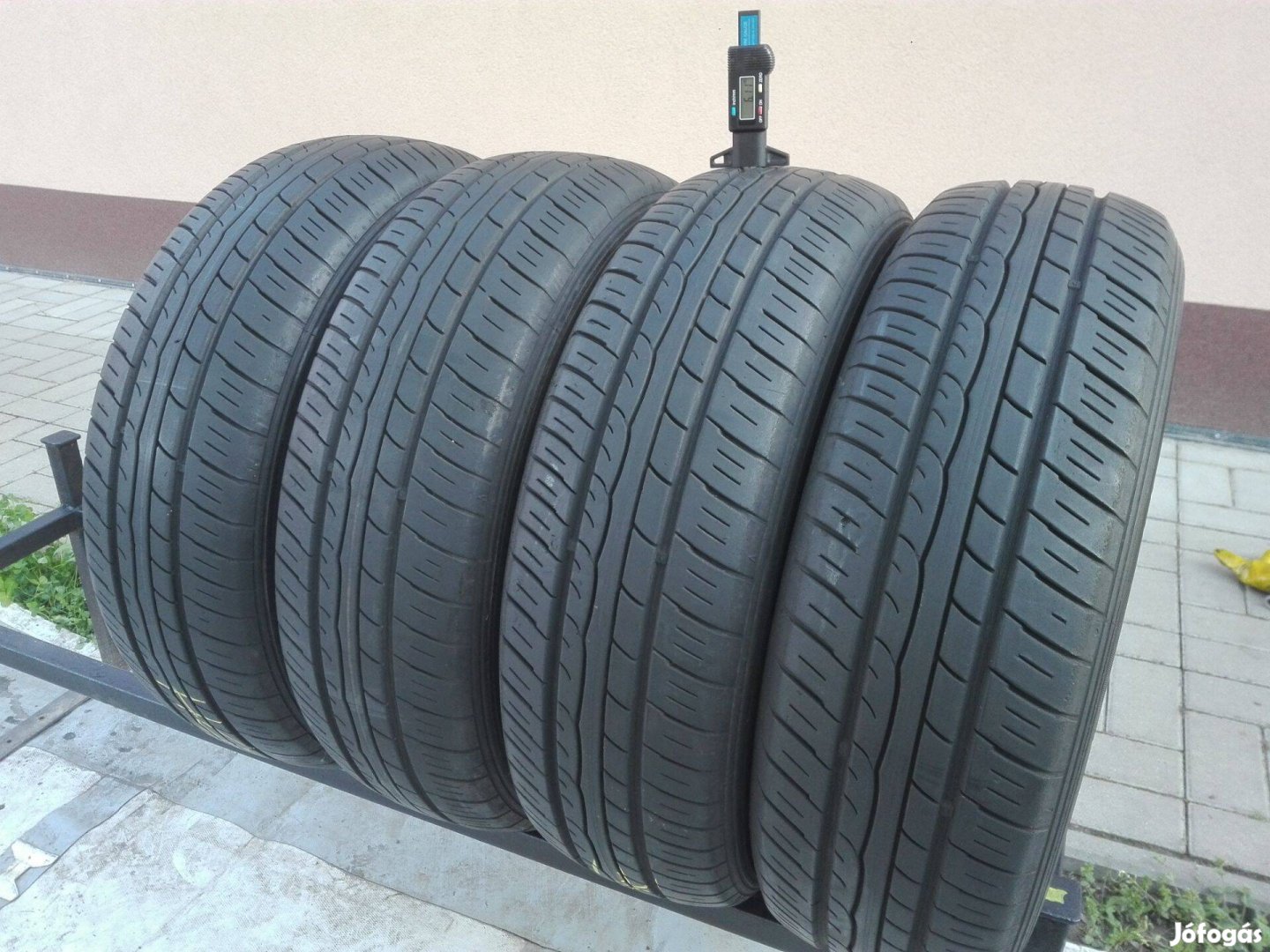 175/65R15 Dunlop nyári gumi garnitúra 175/65 r15