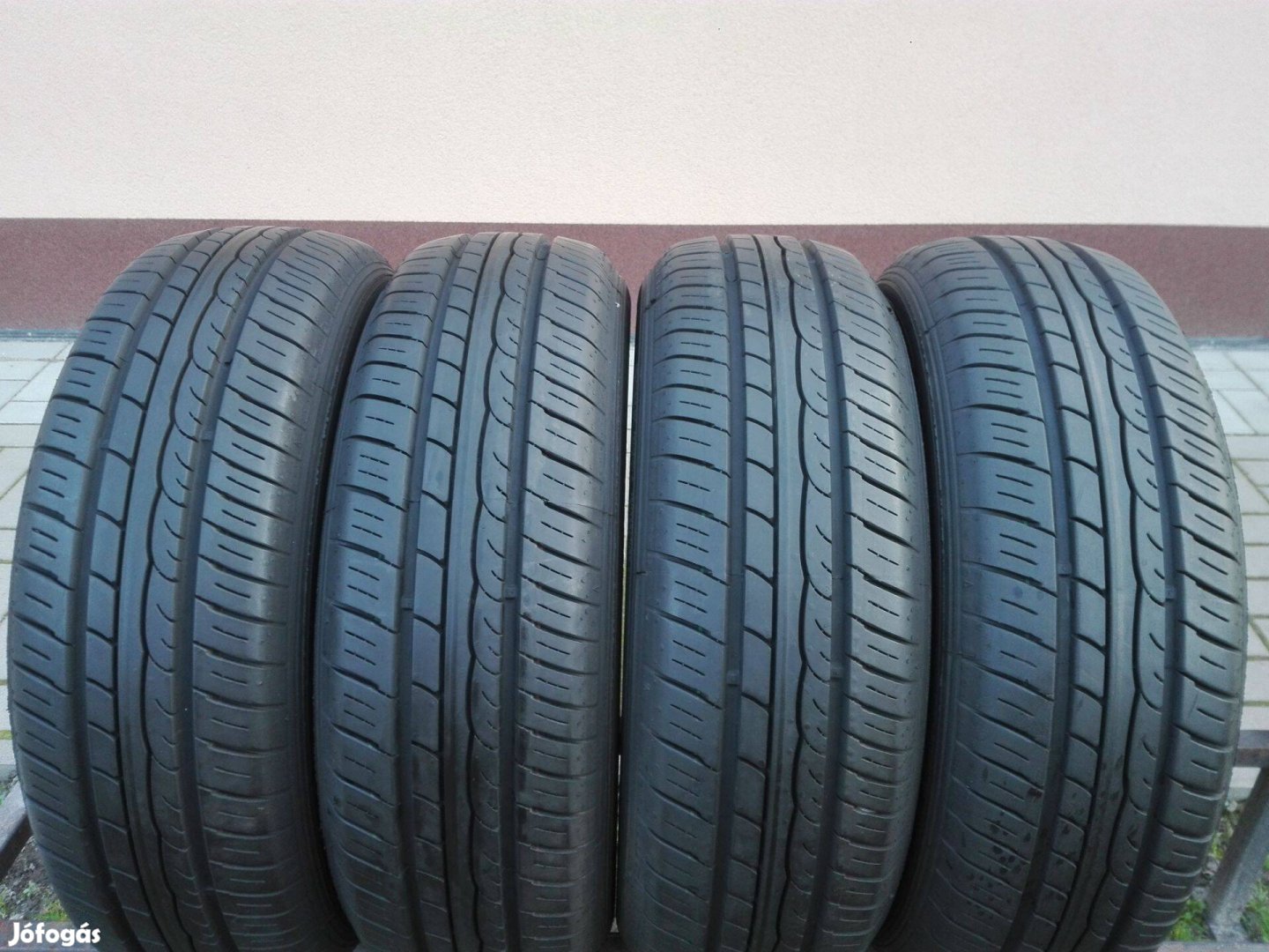 175/65R15 Dunlop nyári gumi garnitúra 175/65 r15