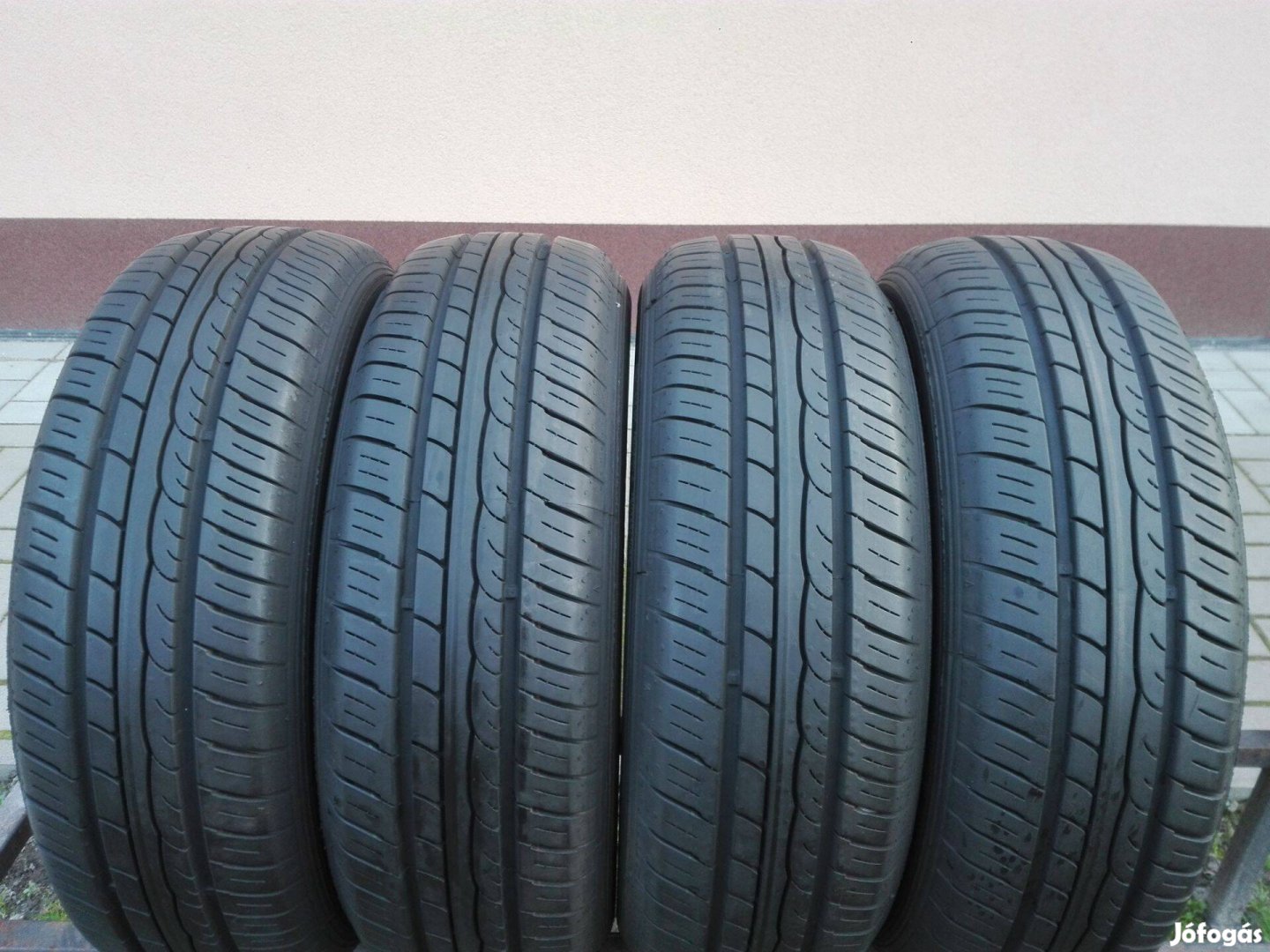 175/65R15 Dunlop nyári gumi garnitúra 175/65 r15