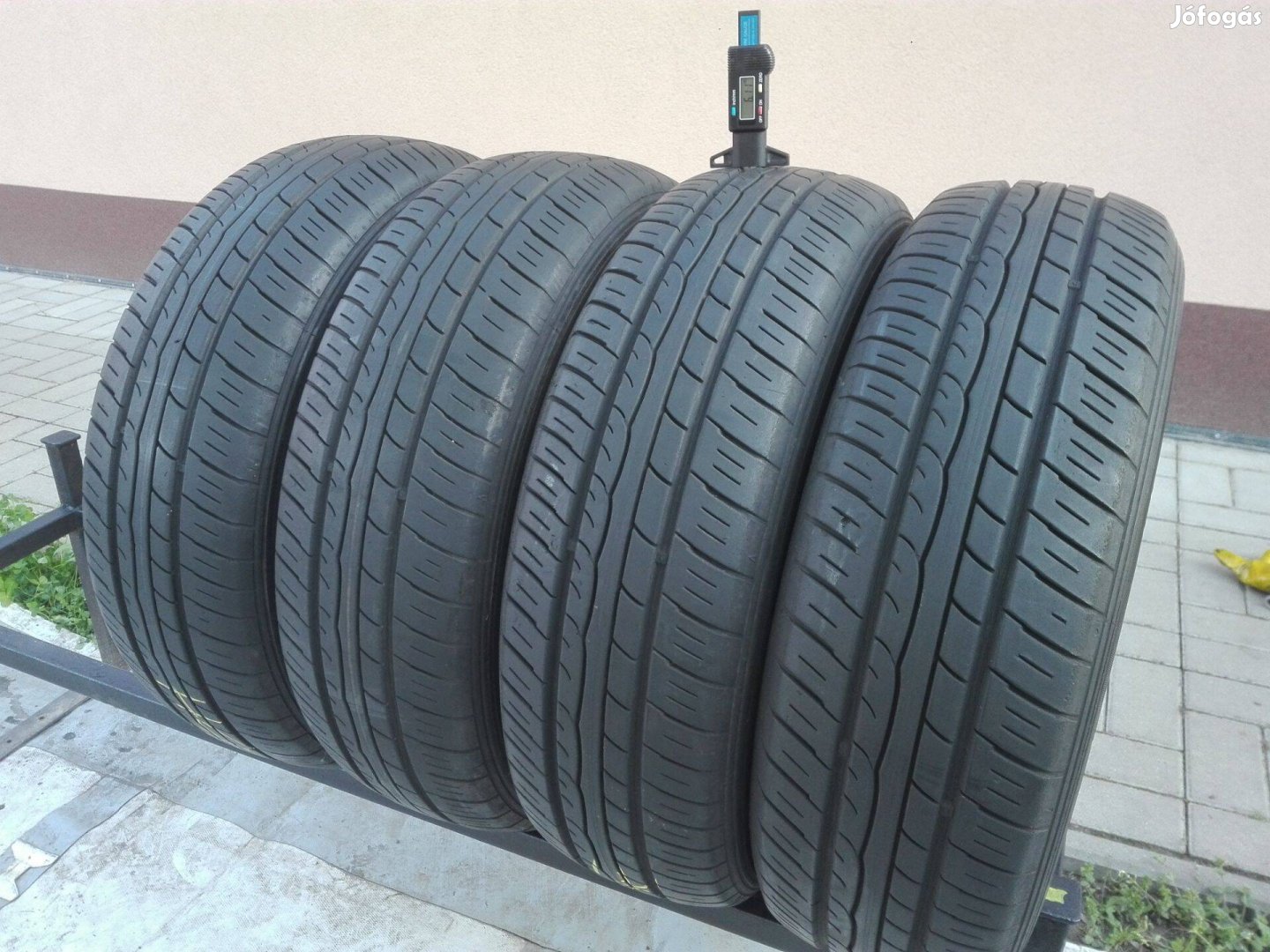 175/65R15 Dunlop nyári gumi garnitúra 175/65 r15