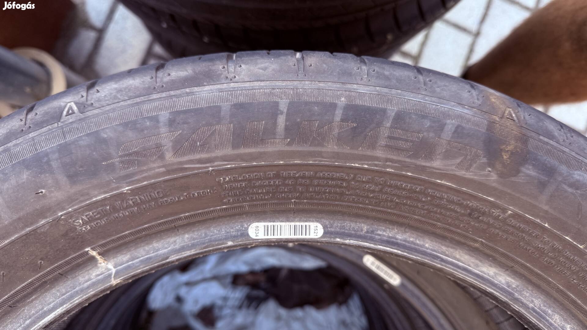 175/65R17 Falken nyári gumi