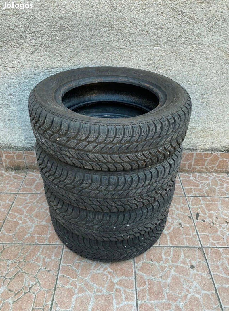 175/65 R14 Debica Frigo használt téligumi szett