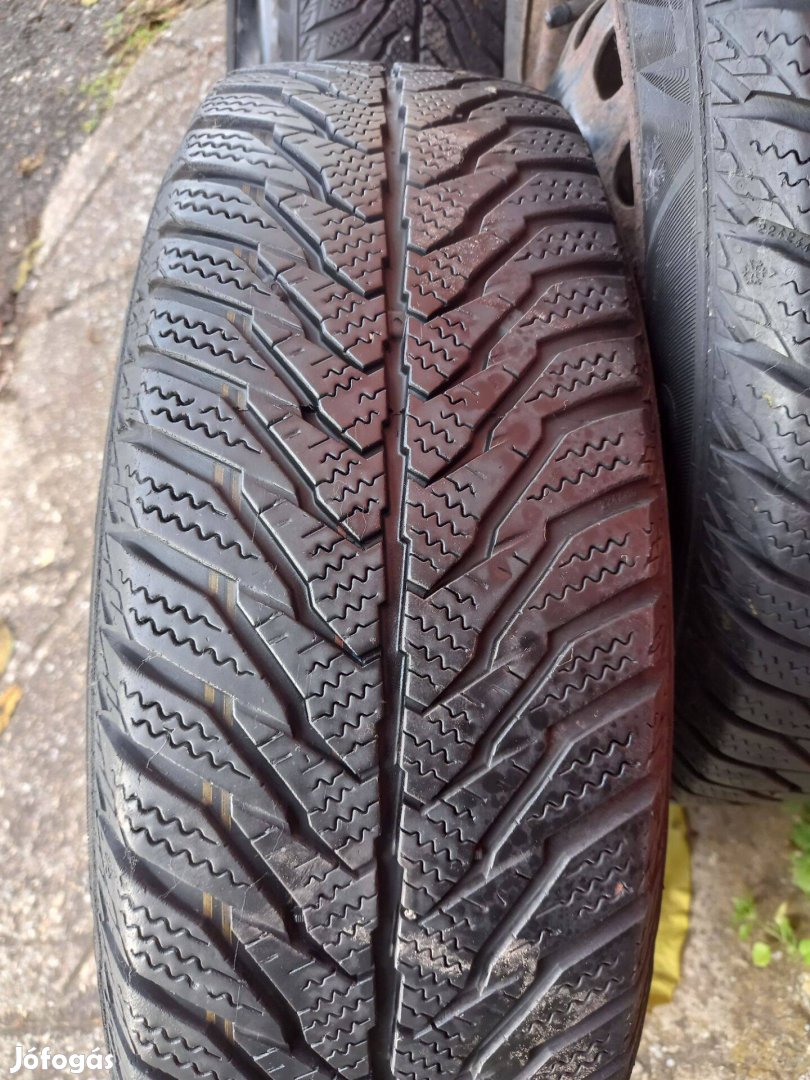 175/65 R14 Téligumi lemezfelnin