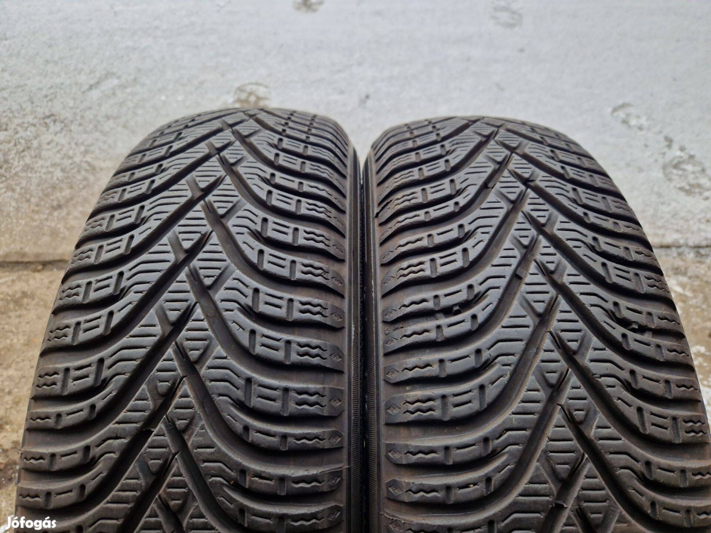 17565 R 15 Kleber Téli Gumi 175 65 15