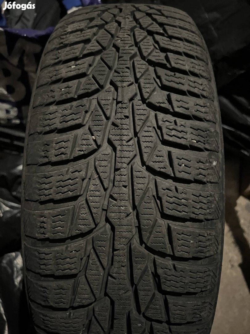 175/65 r14 Nokian téligumi lemez felnin!