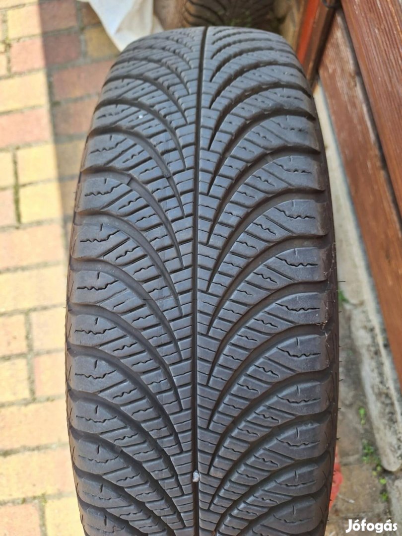 175/65/r17 Goodyear vector4seasons 