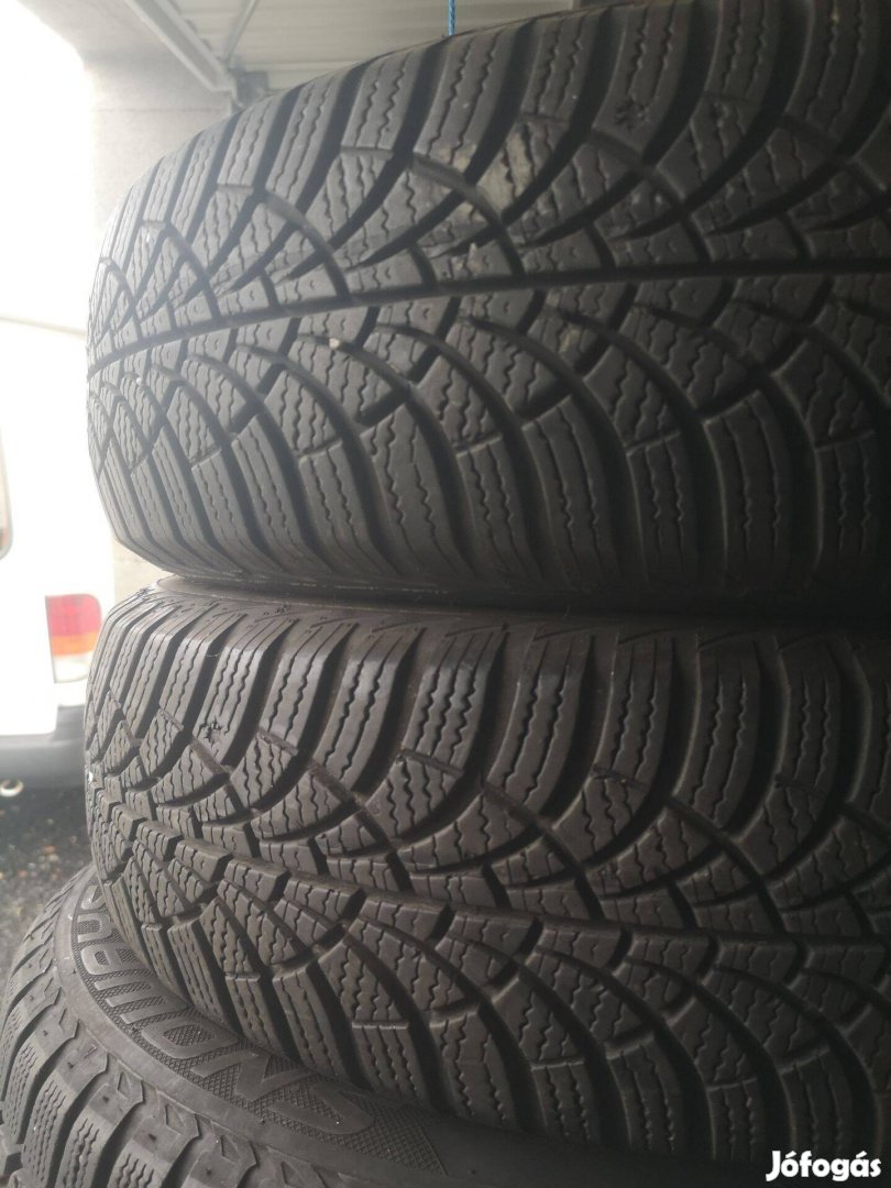 175/70R14 2db újszerű Goodyear téligumi