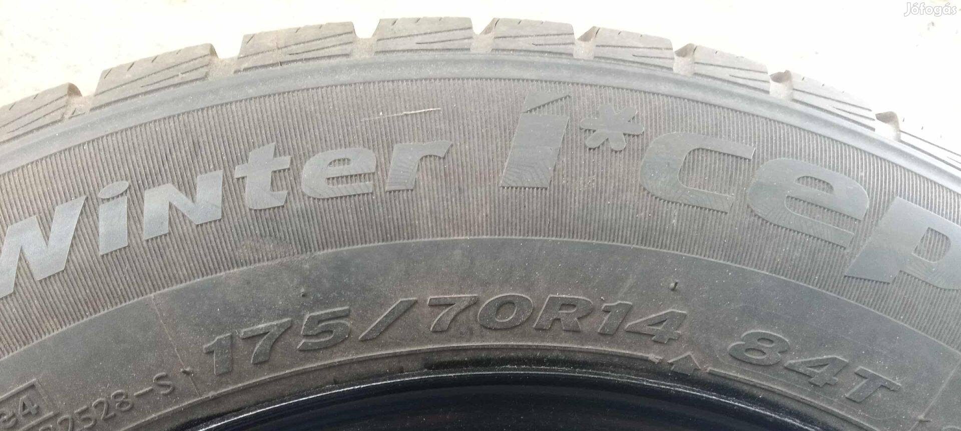 175/70R14 Hankook téligumi