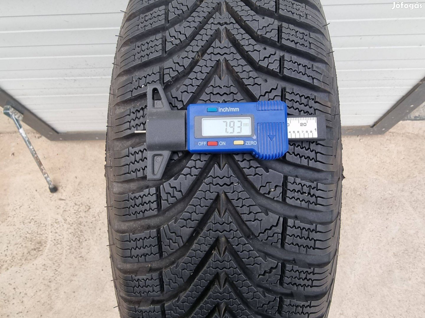 175/70R14 Vredestein téli 2db teljesen újszerű állapotban eladó!