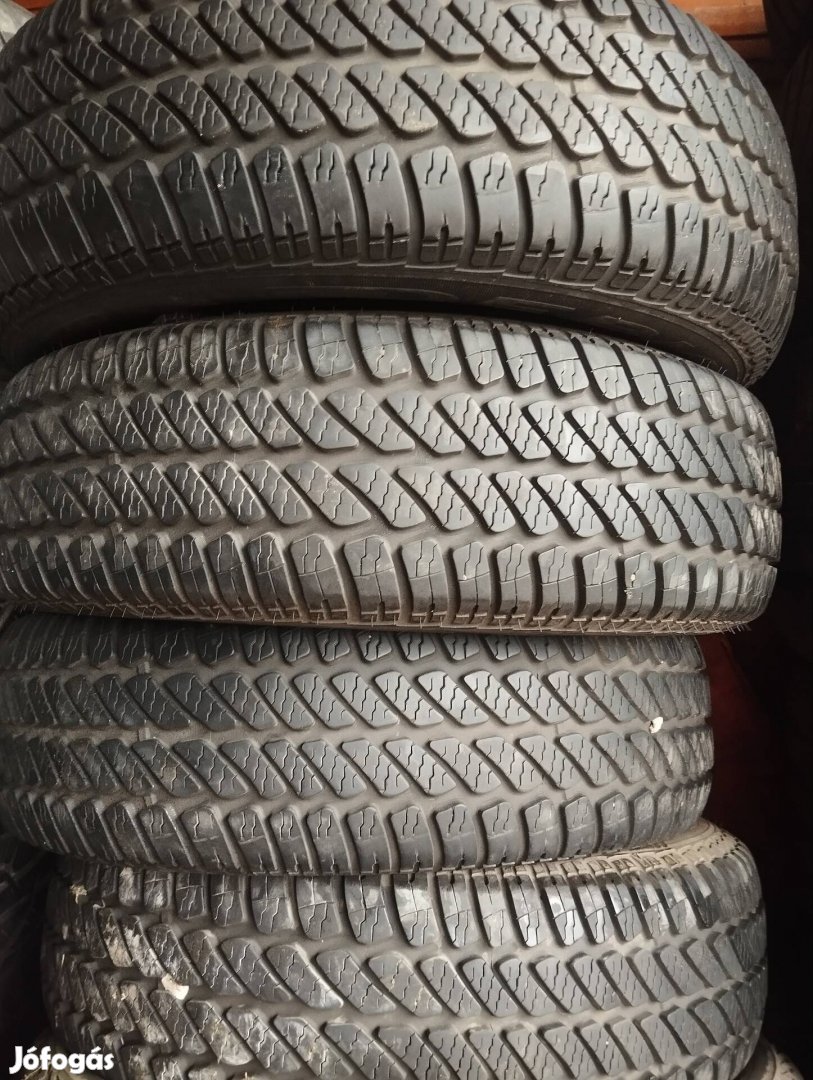 175/70 r13  Négyévszakos Debica Németországból 7 mm-es.