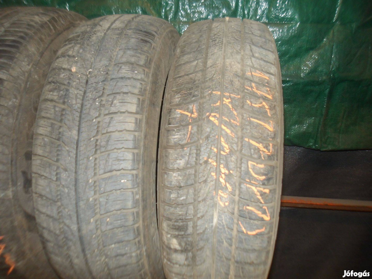 175/70r13 Kumho négyévszakos gumi ajándék szereléssel