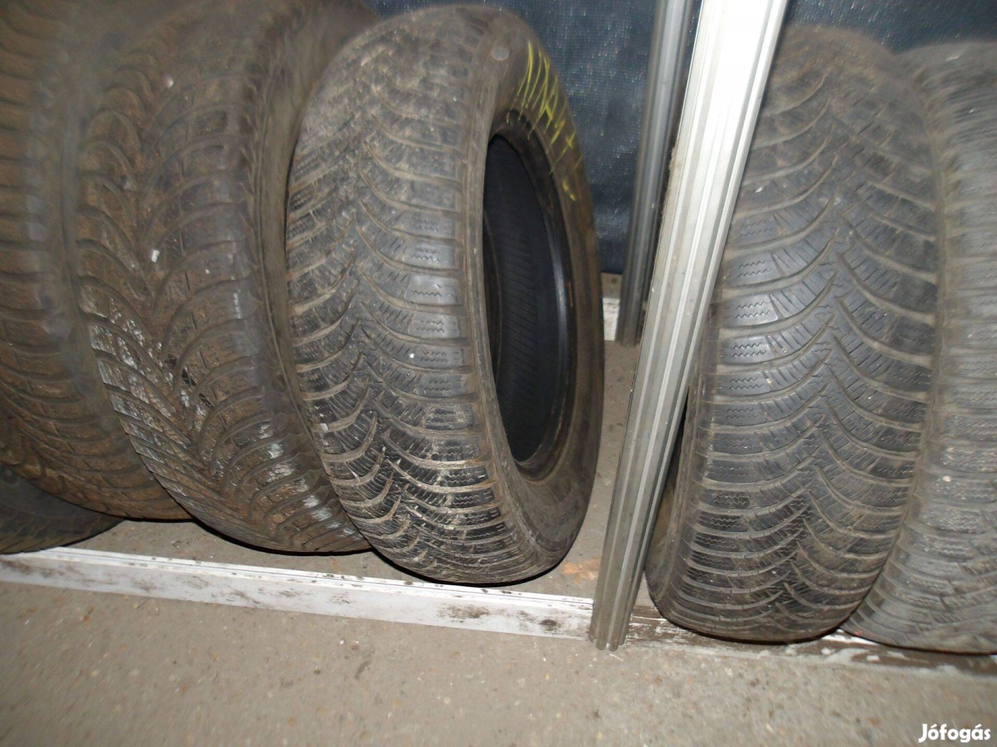 175/70r14 Apollo téli gumi ajándék szereléssel