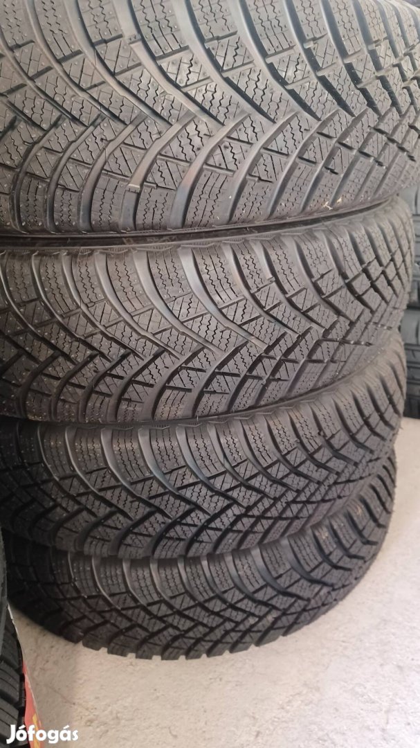 175/70r14 téligumi szett