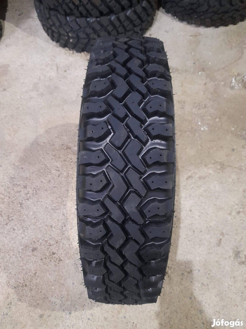 175/80R16 MT mintás terepgumi