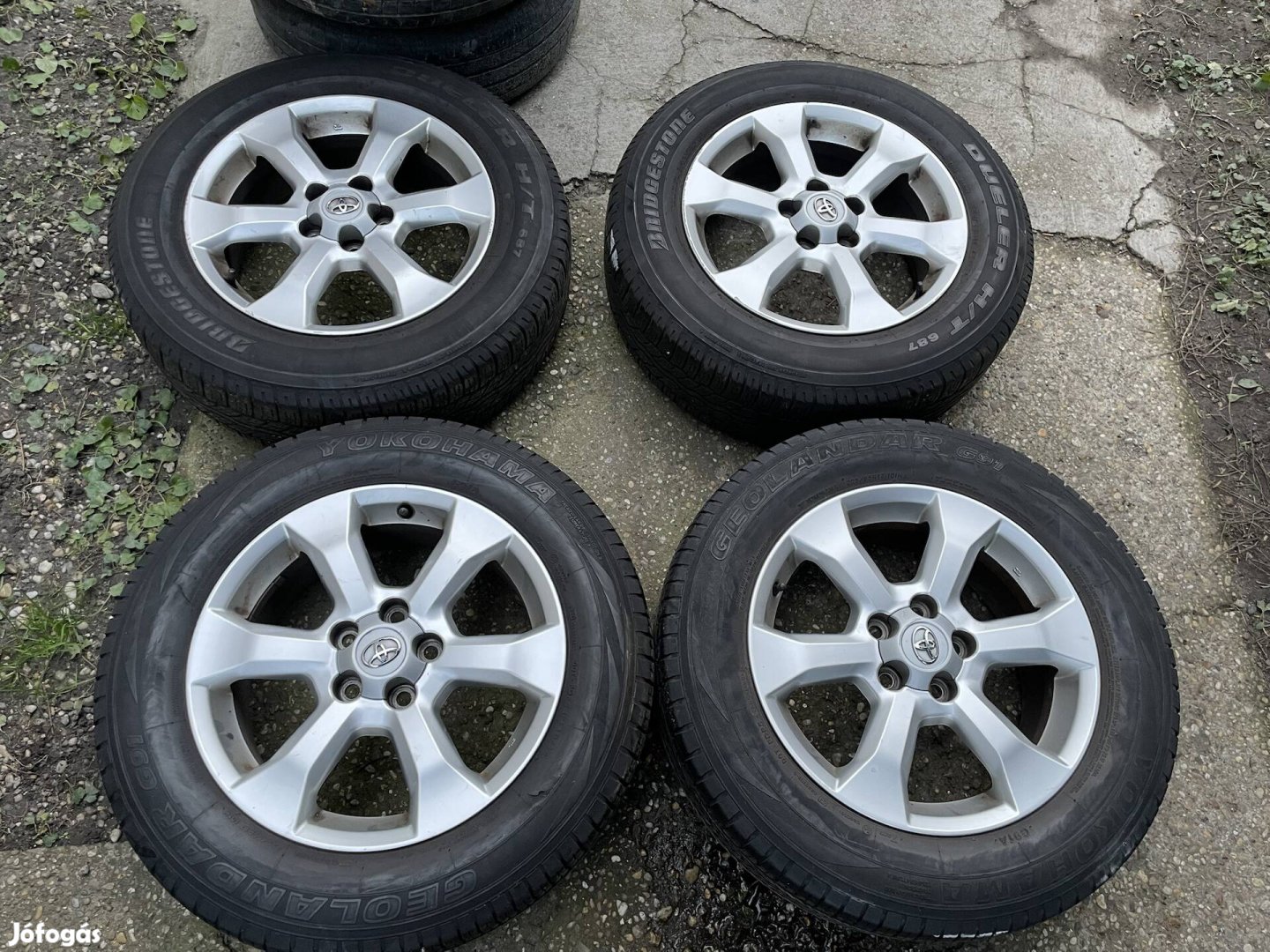 17 17" 5x114.3 Toyota Rav 4 Rav4 gyári alufelni felni