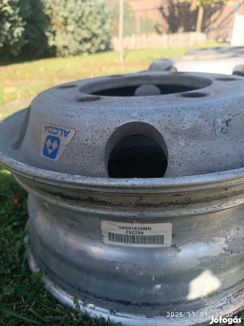 17,5"-os teherautó felni