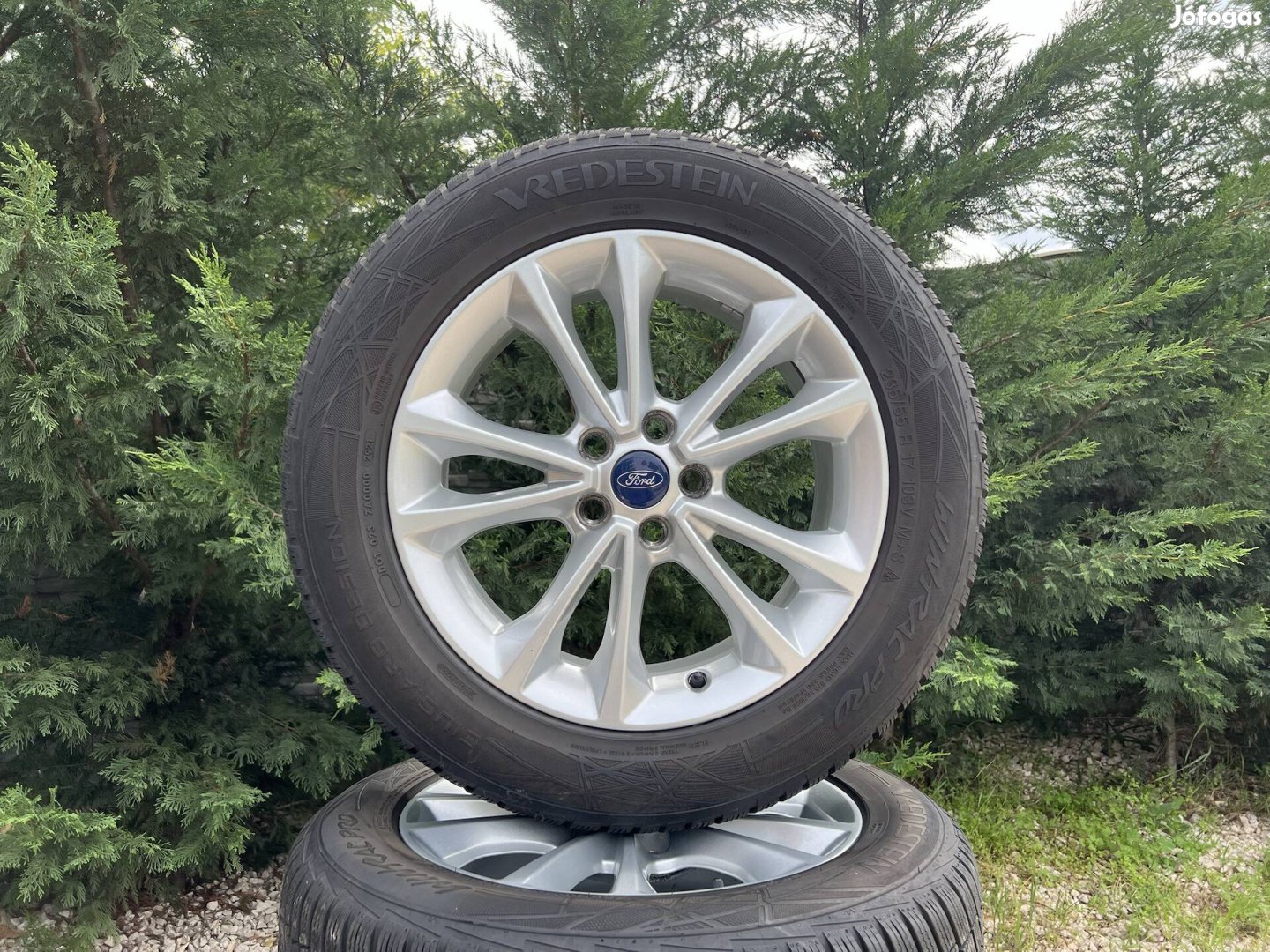 17" 5x108 gyári Ford alufelni téligumikkal!