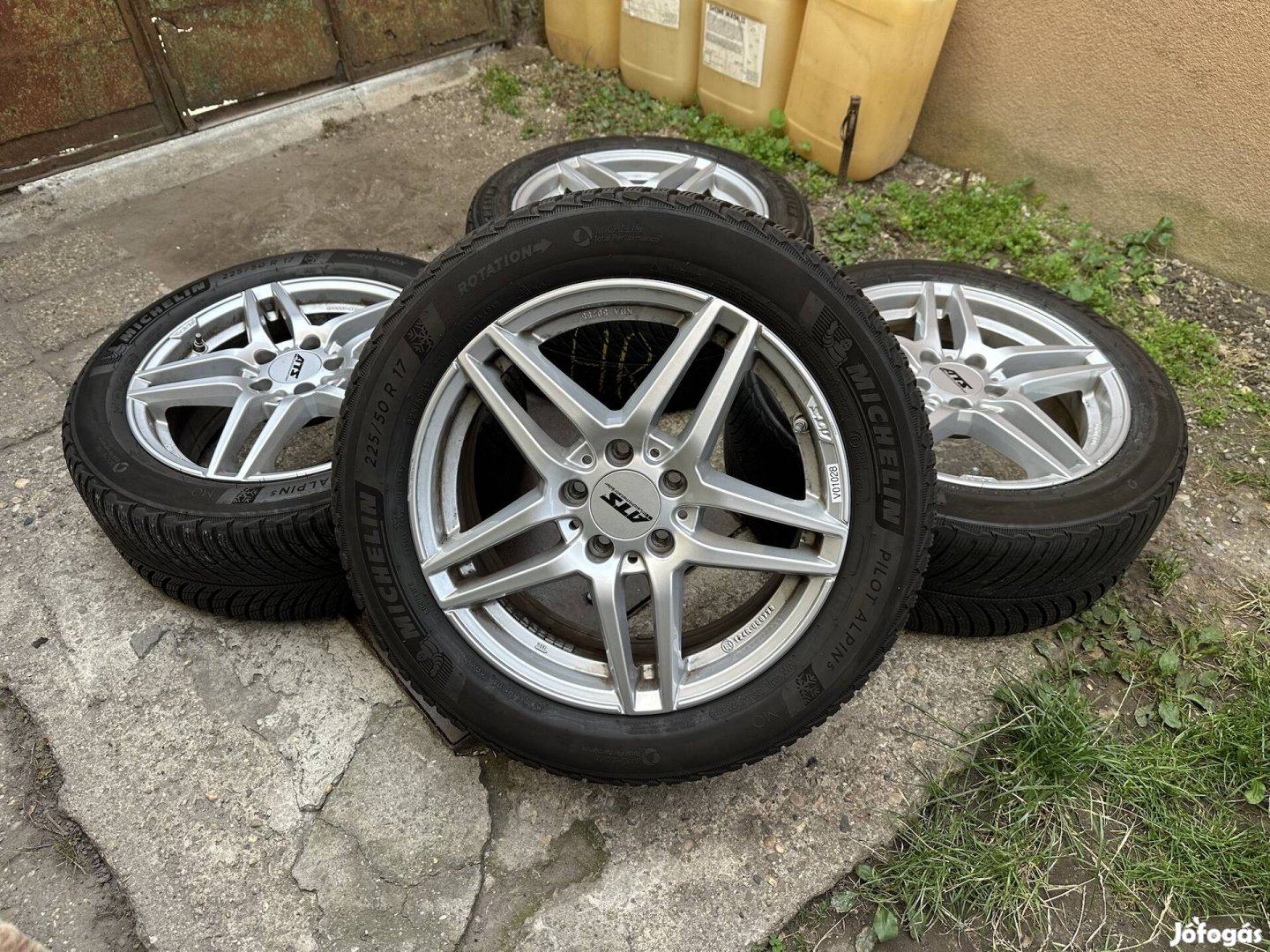 17" 5x112 Mercedes C osztály W206 alufelni felni + téli gumi 17