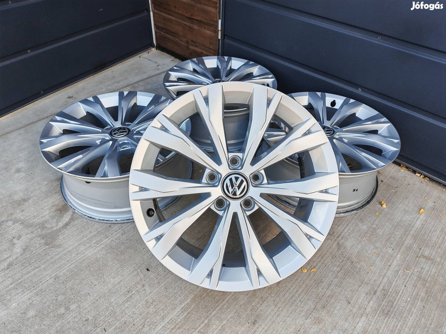 17" 5x112 VW "Montana" gyári alufelni szett!Tiguan,Passat,Golf,Touran