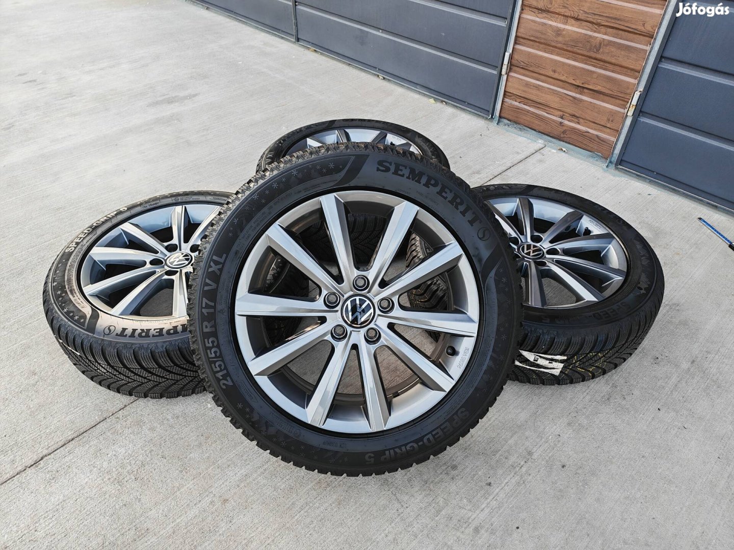 17" 5x112 antracit VW "Merano" Passat B8 alufelni szett új gumikkal!