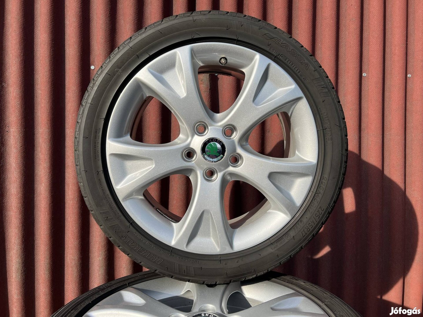 17" 5x112 gyári Skoda alufelni nyárigumikkal!