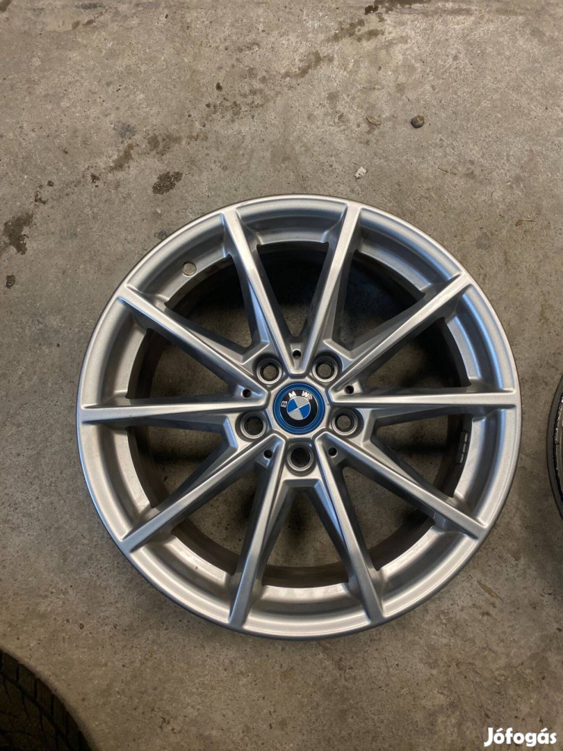 17" BMW G26 gyári alufelni i4 téli és nyárigumi szett