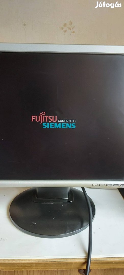 17" Fujitsu Siemens Monitor