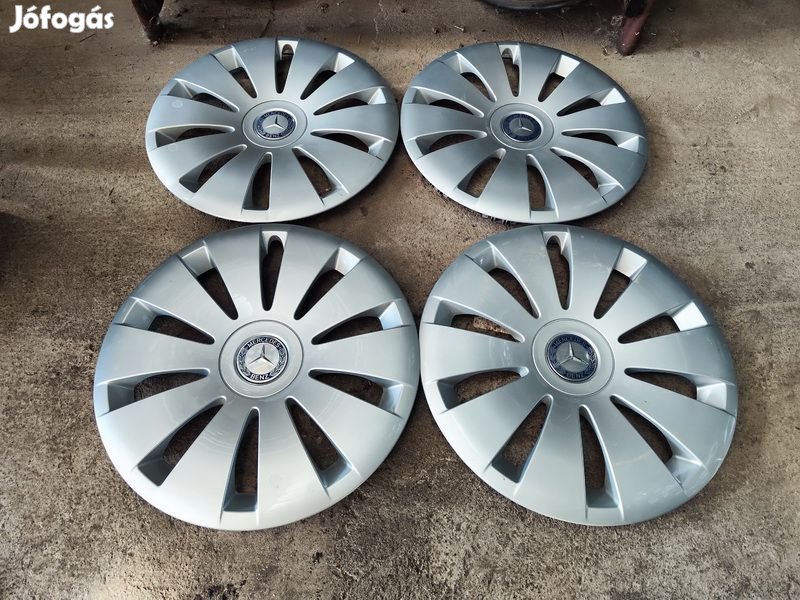 17" Gyári Mercedes Dísztárcsa 90Garage