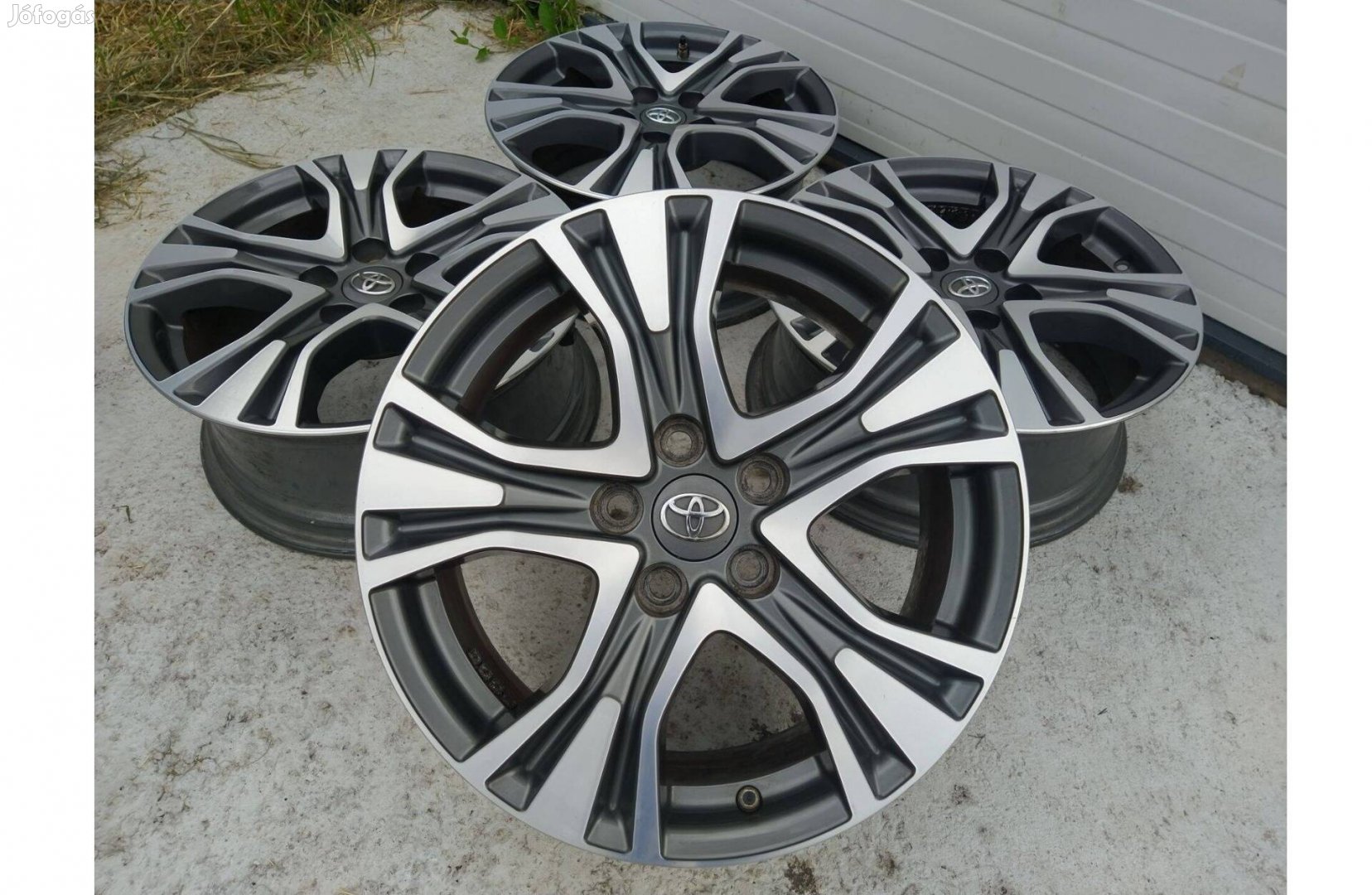 17" Gyári Toyota Rav4 alufelni 5x114,3 (2db ajándék Tpms szenzor)