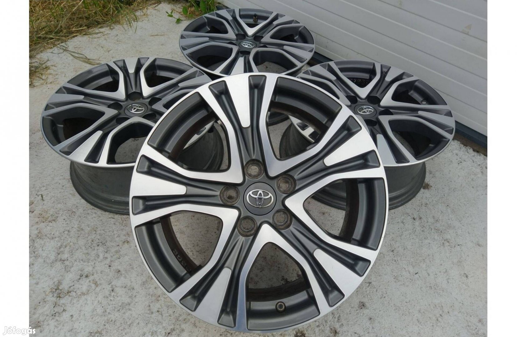 17" Gyári Toyota Rav4 alufelni 5x114,3 (2db ajándék Tpms szenzor)