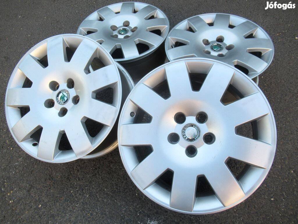 17" Skoda Superb gyári alufelni 5x112 felni Octavia Yeti VW
